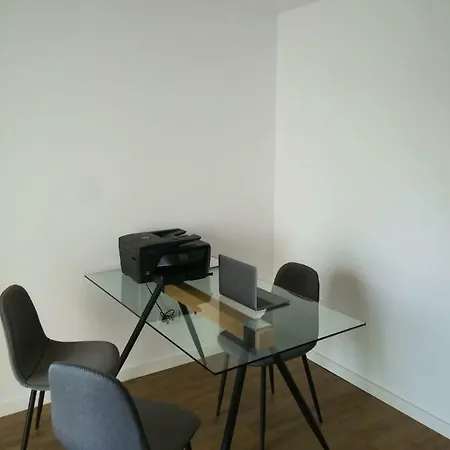 Almenada Apartamento Póo